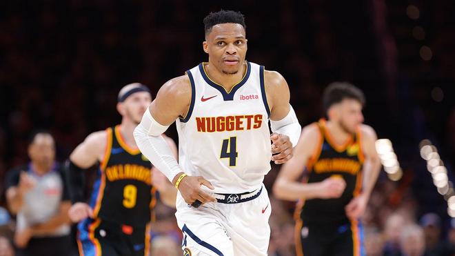 在业务拓展 在业务拓展