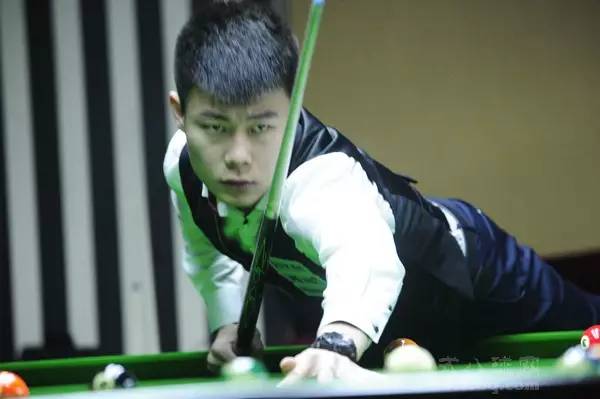 极发展滑雪 极发展滑雪